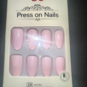 Pretty Woman Press on Nails Matte Baby Pink Fake Nails
